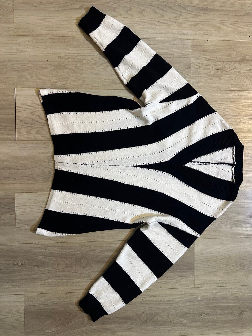 Shein Curve Black White Striped Cardigan Sweater Womens Plus Size 0XL Ribbed